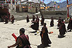 Traditionele dansen nabij Lamayuru